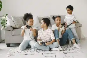 Stimuler la créativité et la concentration des enfants grâce aux jeux éducatifs