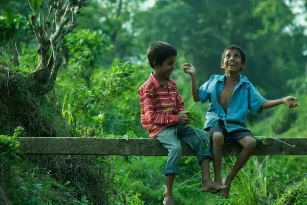 Les multiples bienfaits des activités en plein air pour les enfants