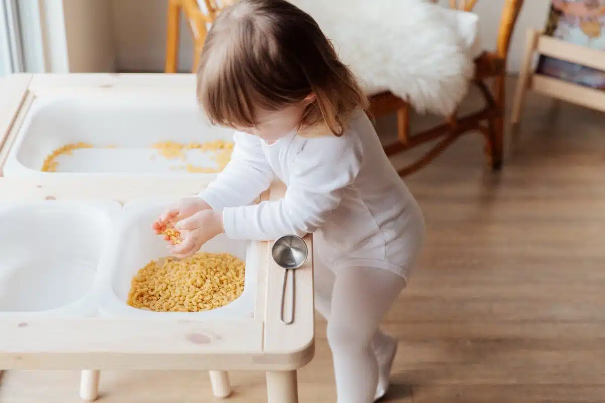 bébé  sensoriel