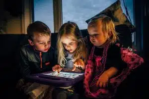 Les enjeux de l’éducation des enfants à l’ère du numérique