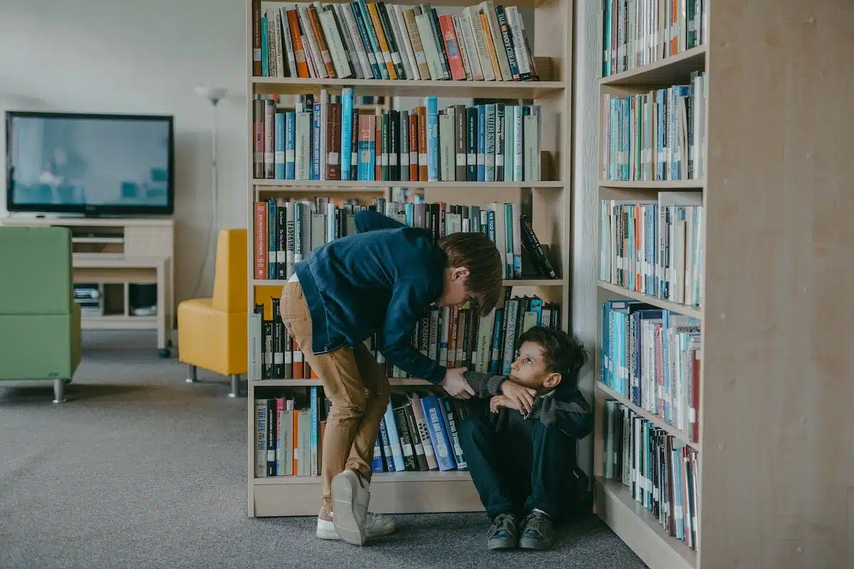 Les essentiels de la bibliothèque pour enfants : des livres adaptés à chaque âge pour stimuler l’imagination et la curiosité