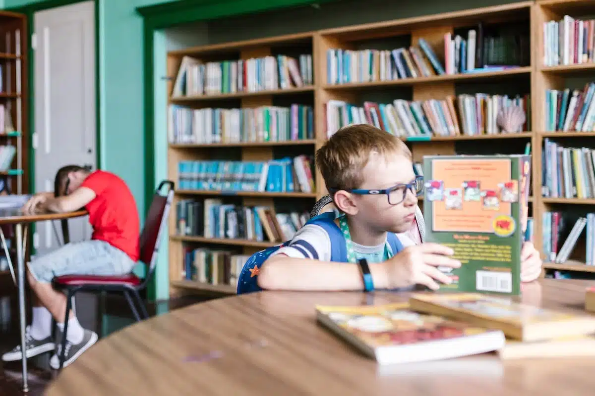 bibliothèque enfants