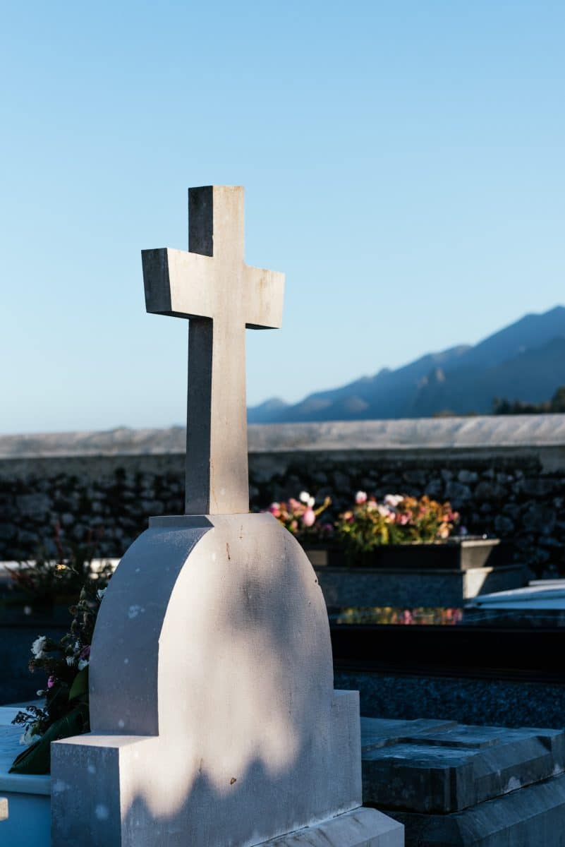 Plaques de cimetière : commémoration de ses êtres chers