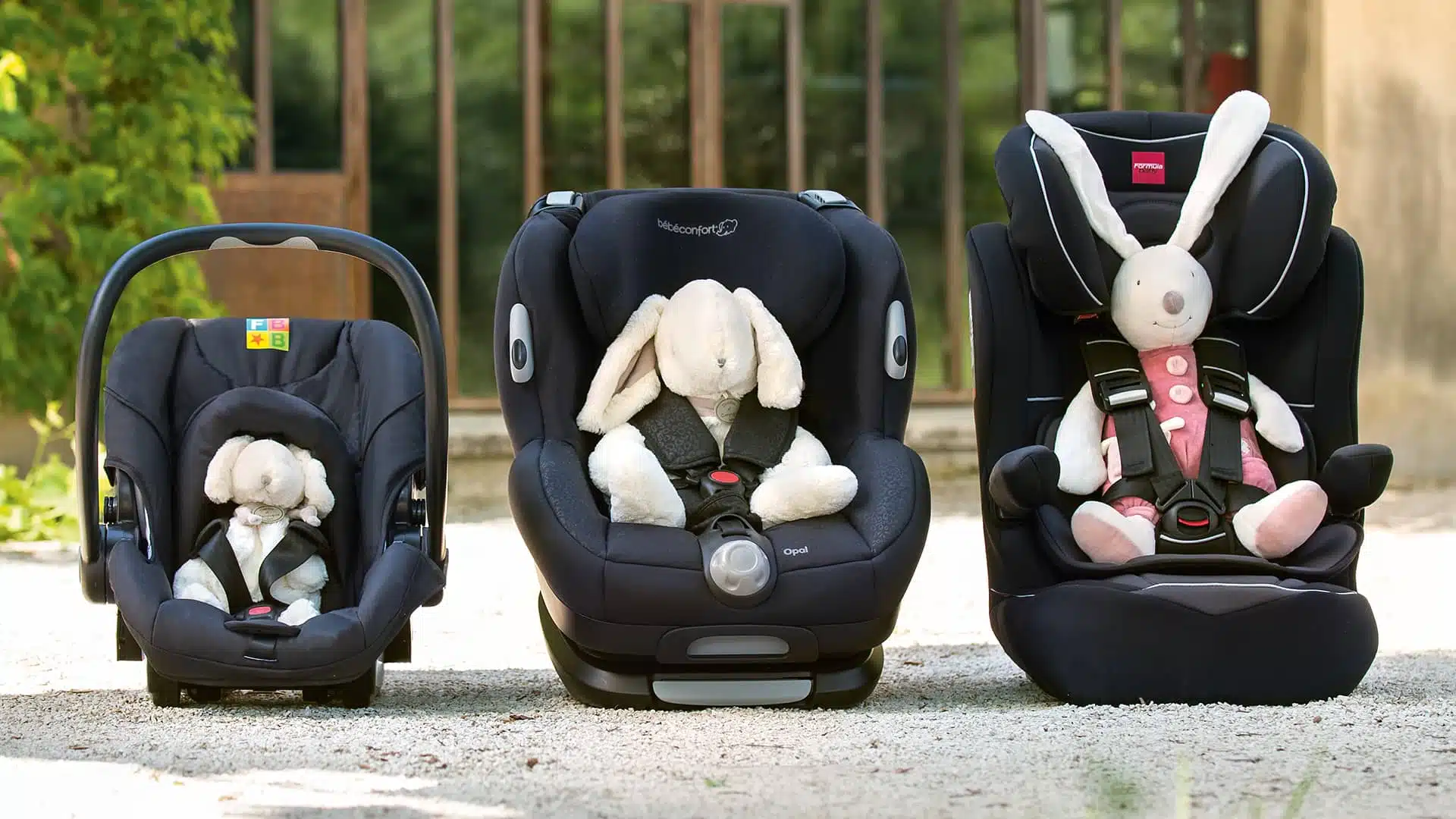 Siège auto bébé : le bon côté pour l’installer