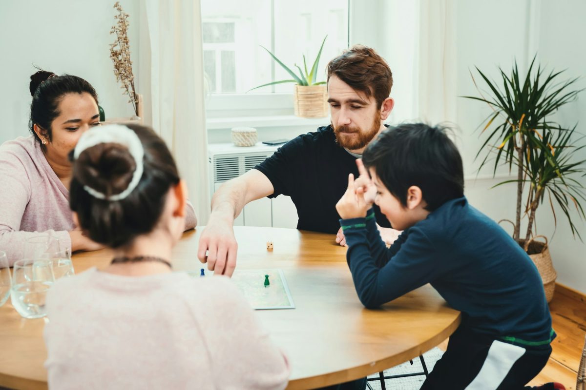 Escape game en famille : avantages, types et conseils